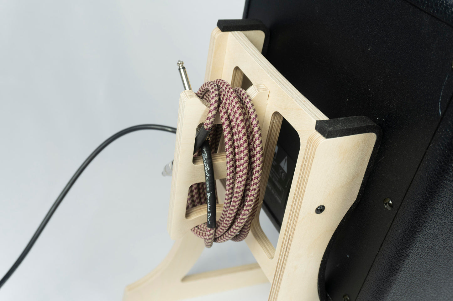 Handmade Guitar Amplifier & Guitar Stand – Compact All-in-One Design