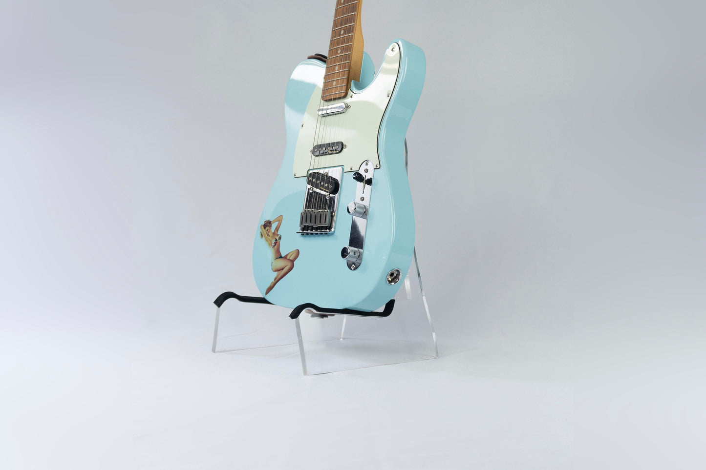 Transparent Guitar Stand - Bulletproof Polymer Glass, Made to order, 1 Guitar Holder, Customisable Transparent, Ireland